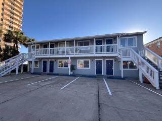 Front Beach Retreat C & D2 - Panama City Beach - 7
