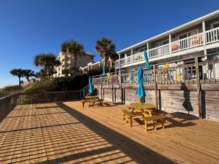 Front Beach Retreat C & B2 - Panama City Beach - 3