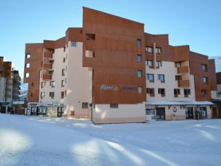 Charmant 2 pièces pour 4 aux Menuires, pied des pistes, proche commerces et piscine - FR-1-452-290 - 2