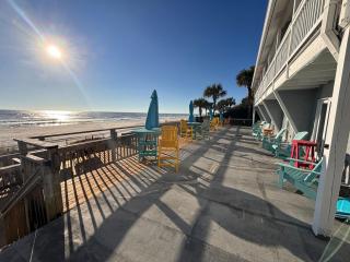 Front Beach Retreat C & B2 & D2 - Panama City Beach - 1