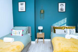 3bedrooms Stylish Home with Free Parking & Hot Tub - 7