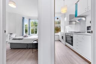 Bright 2-Bedroom Goshen Apartment, Fast Wi-Fi, Comfortable Stay - 4