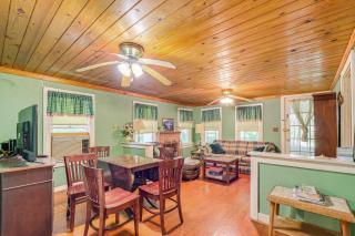 Floral City Vacation Rental about 1 Mi to Boat Ramp! - Floral City - 0