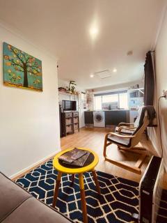 Adorable Self Contained One Bedroom Studio - Rotorua - 8