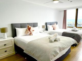 Waterfront 3 bedroom APT at Surfers Paradise - 6