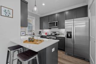 New Durham-10 min to Duke-1m Dtwn-FencedYard - 6