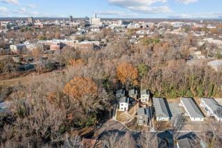 New Durham-10 min to Duke-1m Dtwn-FencedYard - 1