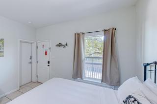 Wasser Lodge #205 - Trout Dr. - New Braunfels - 1