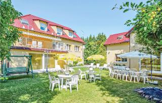 4 Bedroom Cozy Home In Grzybowo - Grzybowo - 0