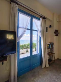 Kyparissis Beach Houses - Skala Mistegnon - 9