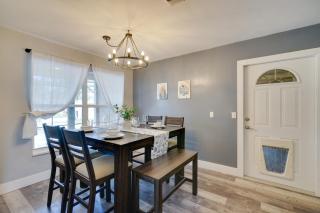< 1 Mi to Four Freedoms Beach: Canal-Front Getaway - 3