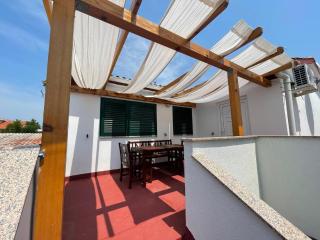 MY DALMATIA - Beach house Neno - Ražanac - 0