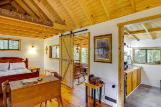 Secluded Tallassee Cabin with Fire Pit and Porch! - Tallassee - 4