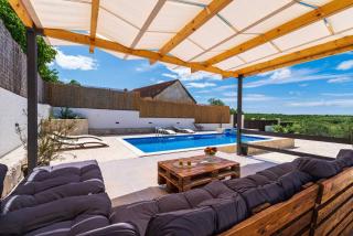 MY DALMATIA - Holiday home Agro Casa with private heated pool - Skradin - 9