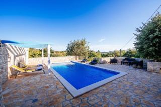 MY DALMATIA - Holiday home Korlat with private pool - Benkovac - 2