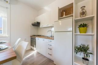MY DALMATIA - Holiday home Barba with private heated pool - Škabrnje - 3