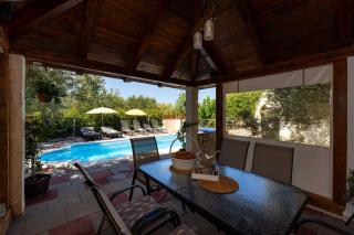 MY DALMATIA - Holiday home Olive Garden with private swimming pool - Lađevci - 8