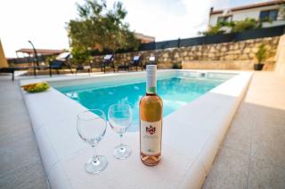 MY DALMATIA - Holiday home Nekic with private swimming pool and sea view - 5