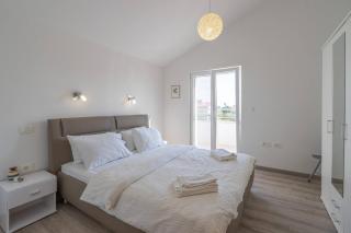 MY DALMATIA - Sea view apartment Privlaka with free private parking - 6