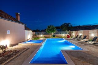 MY DALMATIA - Holiday home Lana with private heated pool and sauna - Perušić Benkovački - 6