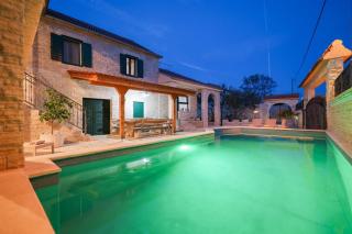 MY DALMATIA - Authentic Villa Vita with private swimming pool - Benkovac - 3