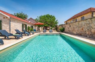MY DALMATIA - Authentic villa Zvonko with private swimming pool - Podlug - 9