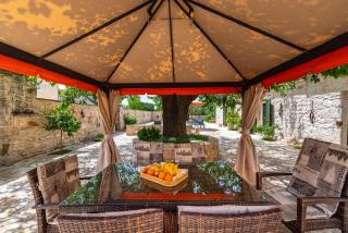 MY DALMATIA - Authentic villa Zvonko with private swimming pool - Podlug - 5