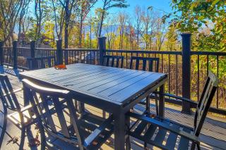 4 Pines Lodge - 9