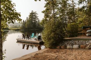 Wolegib Waterfront Retreat in Muskoka - 6