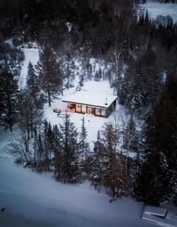 Wolegib Waterfront Retreat in Muskoka - Huntsville - 3