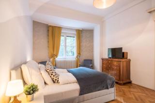 Central - Spacious - Classic Charm - Budapest - 3