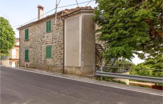 Awesome Home In Macchino With Kitchen - Marliana - 9