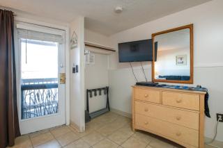 Beachfront 16 Condo on Old Orchard Beach - Old Orchard Beach - 6