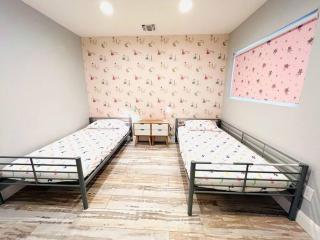 Huge Family House Vacation Villa VIEW Pool King Bedroom - 5