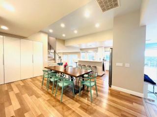 Huge Family House Vacation Villa VIEW Pool King Bedroom - 3