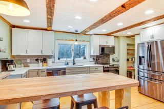 10 Mi to Skiing Historic Farmhouse in Maine! - 9