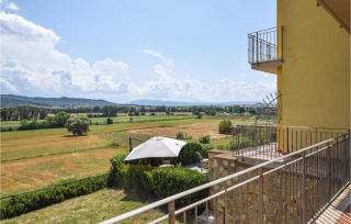 Lovely Home In Castiglione Del Lago - 3