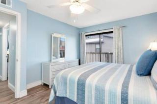Dog Friendly 2 Bed Condo! Walk To Beach or Lagoon! - Gulf Shores - 1