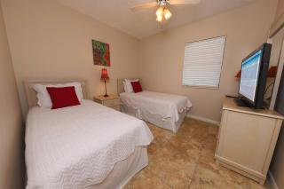 3 Bedroom Condo At Shoalwater with 2 Outdoor Pools, Heated Indoor Pool, BBQ Grills, Beach Access, Basketball and Tennis Courts - Orange Beach - 3