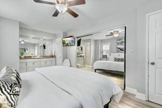 MB Contemporary 14 Guests by Sand AC plus Garage - San Diego - 3