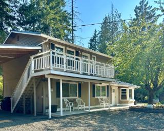 Hobby farm with goats and views of horses - Port Orchard - 5