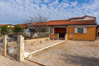 Apartments with a parking space Vir - 23590 - Vir - 9