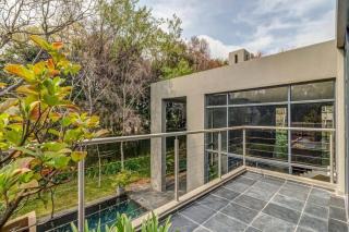 Houghton Luxury Villa - 8