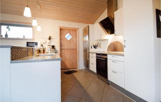 3 Bedroom Pet Friendly Home In Fårvang - 6