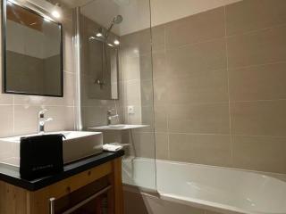 Chalet 12 pers, jacuzzi, sauna, ski-in, La Rosière - FR-1-690-27 - Montvalezan - 8