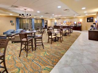 Holiday Inn Express Hotel & Suites Grand Island By IHG - Grand Island - 6