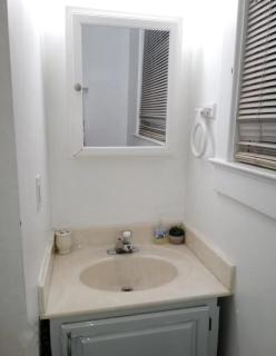 Private Room Near to Downtown Churchill Downs UofL Airport &Kentucky Expo Center - 6