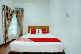 OYO 92990 Nena Kostel Syariah - 1