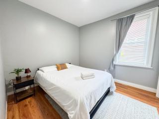 3 bed 1 bath FREE parking near NYC - North Bergen - 1
