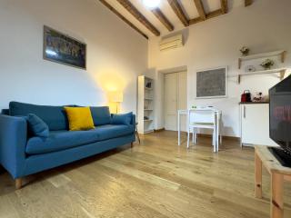 Cosy Navigli Apartment - Milan - 2